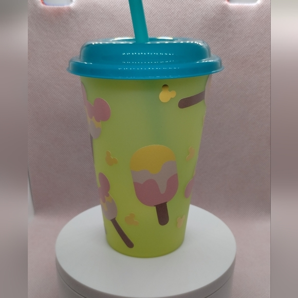 New Mickey popsicle Reusable Color-changing 12oz tumbler with top & straw. - Picture 5 of 8